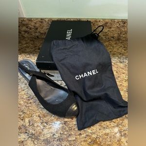 Beautiful size 38 black slingback Chanel shoes